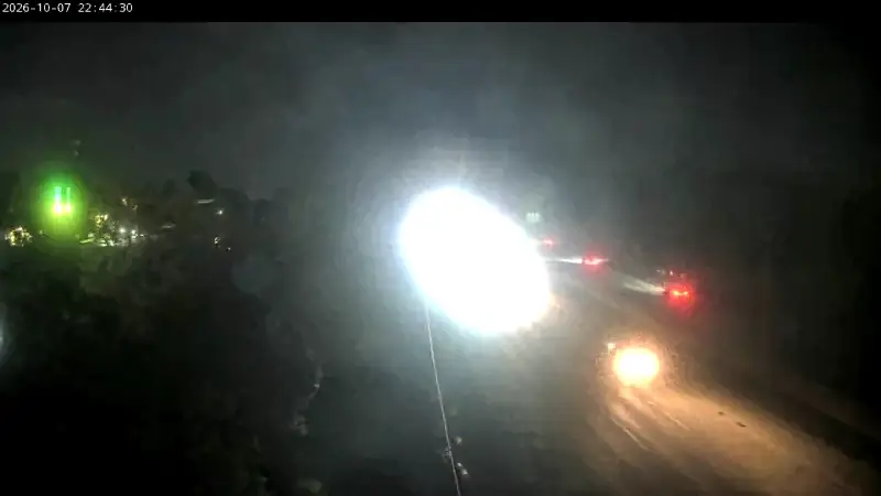 Live traffic camera: I-71/I-75 at N of Buttermilk Pike (southbound view)